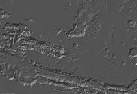 Die Abbildung zeigt ein schattiertes HRSC-DGM-Mosaik des Valles Marineris in reduzierter Auflösung.